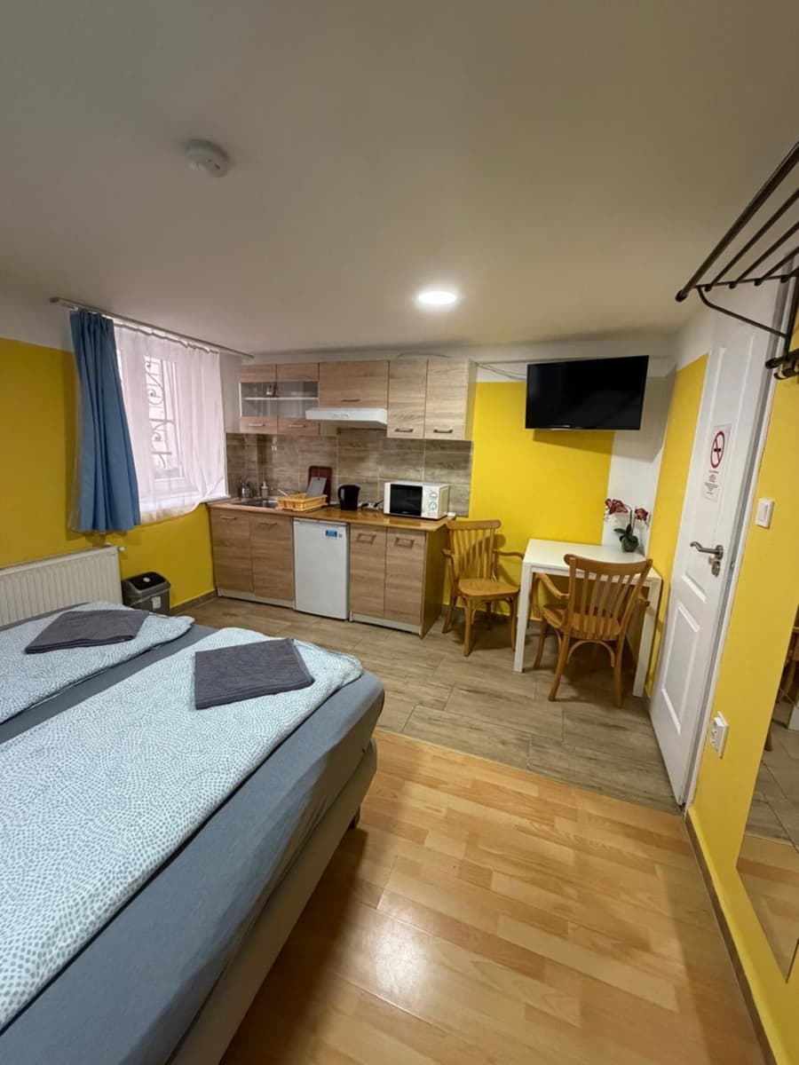 Deniz Guesthouse