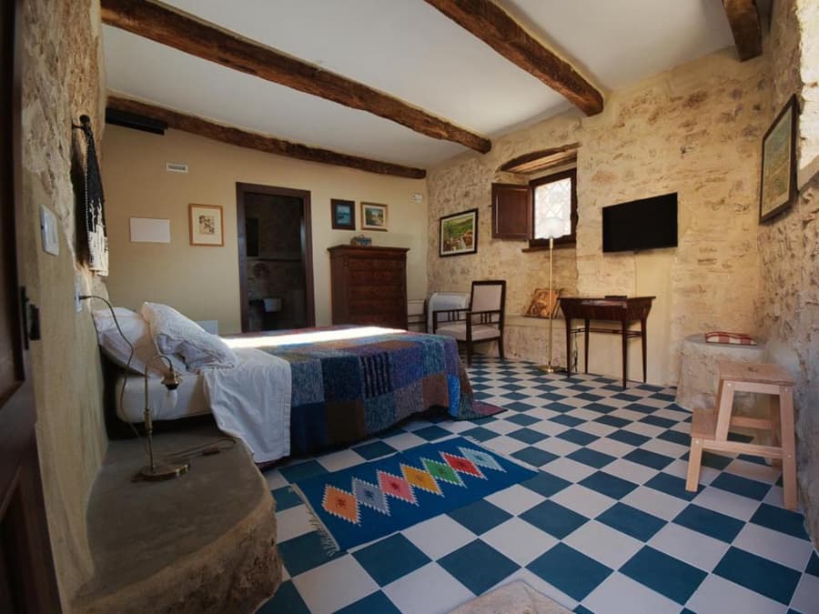 B&B Manca1Fiorino