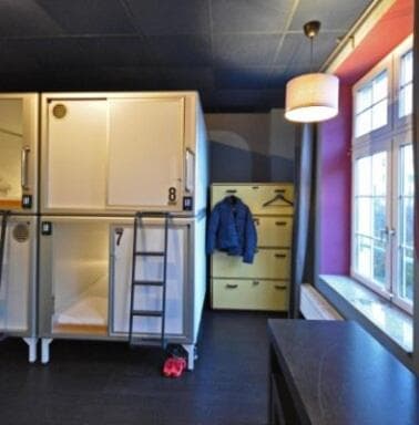 Singer109 Hostel, Hotel & Apartment