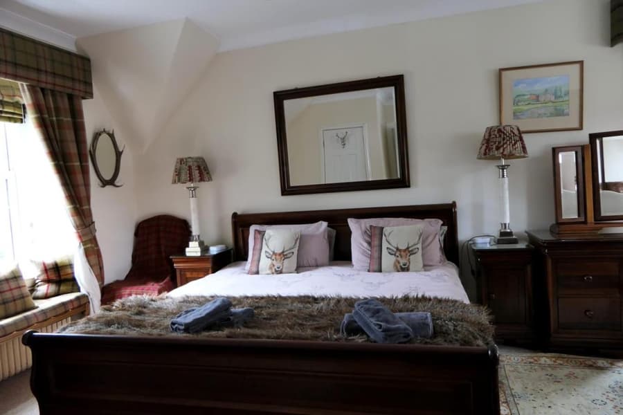 The West Highland Way Hotel and Campground Rooms and Pitches