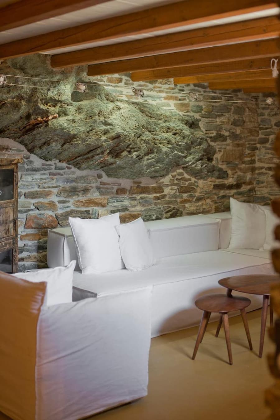 Stone Wave Kythnos