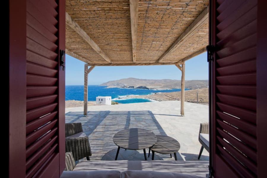 Stone Wave Kythnos