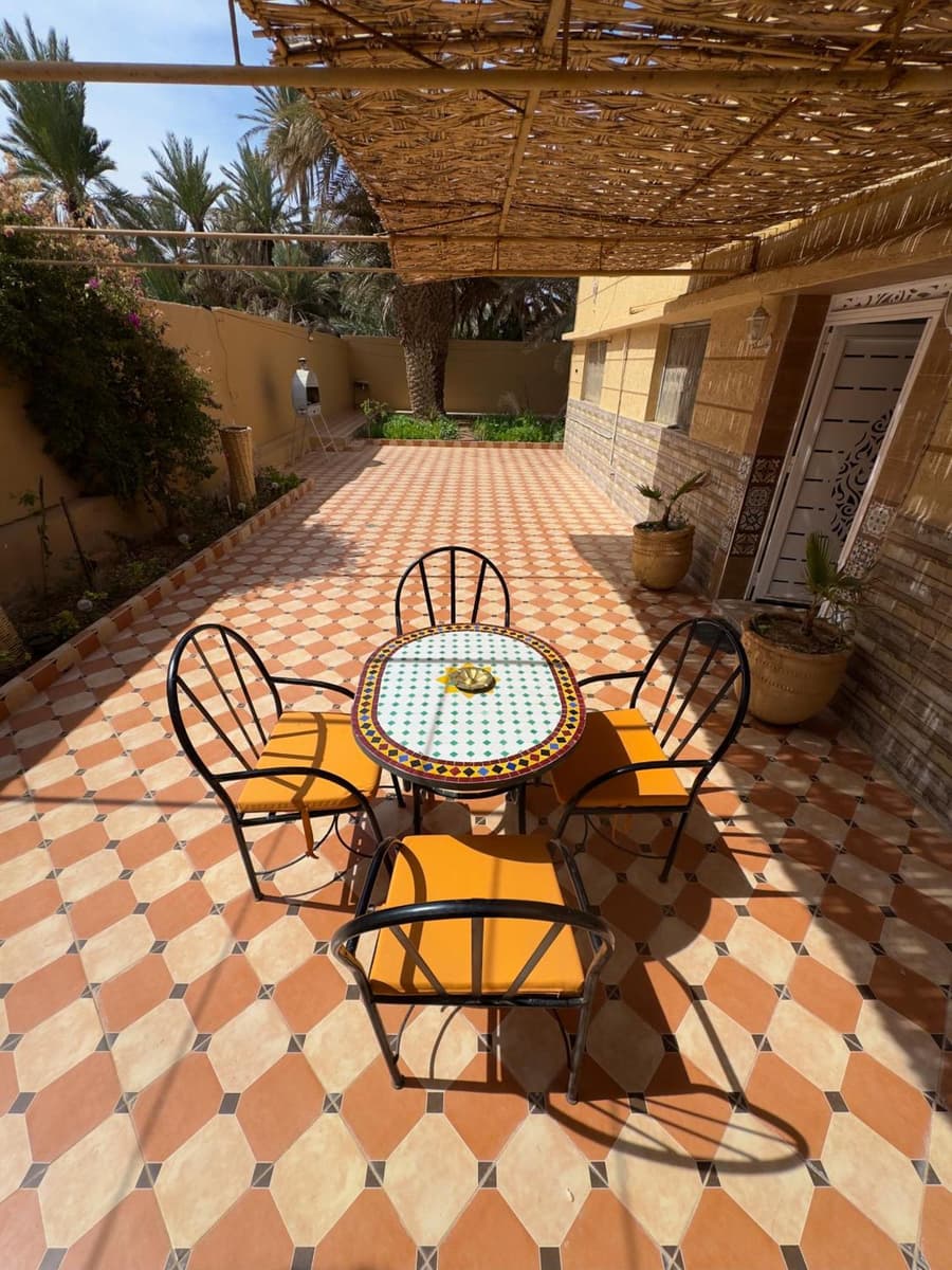 Villa Palm Desert- your Private Stay with AC, Fast WiFi & Parking