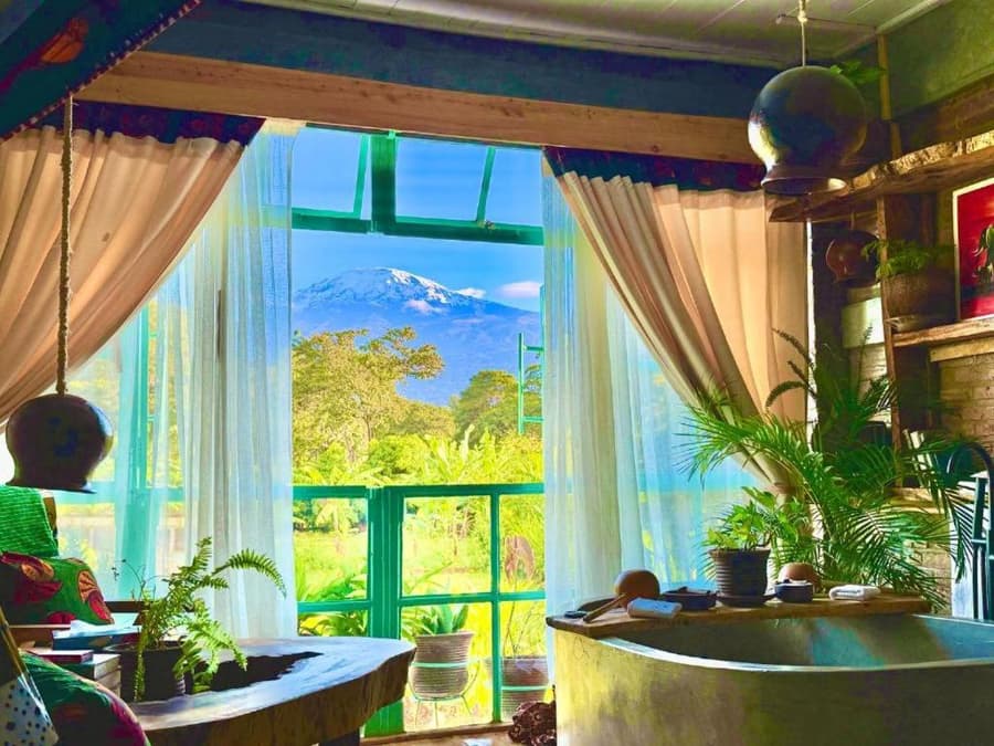 Mount Kilimanjaro 360 view Cottage