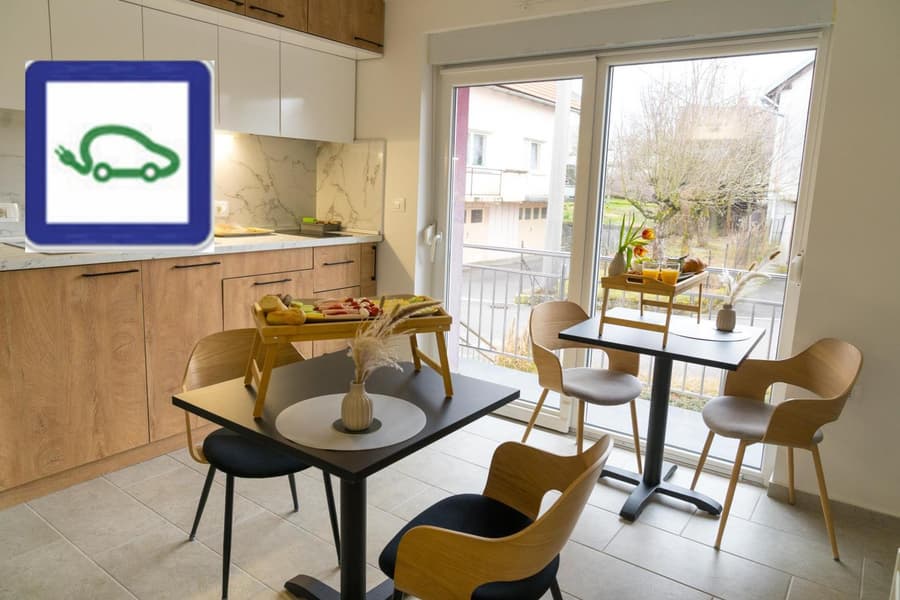 Double Room with Breakfast Parking and EV ready