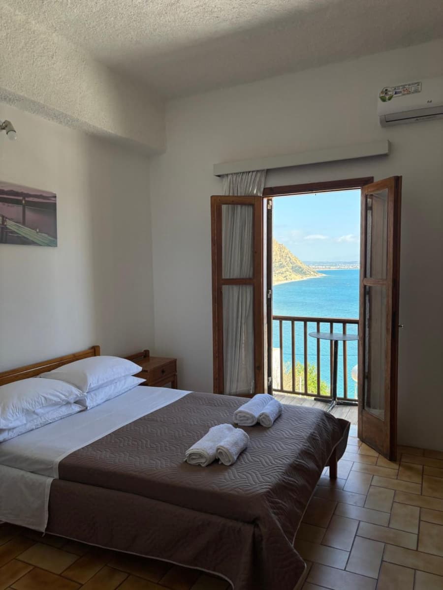 Pasiphae - Rooms for rent