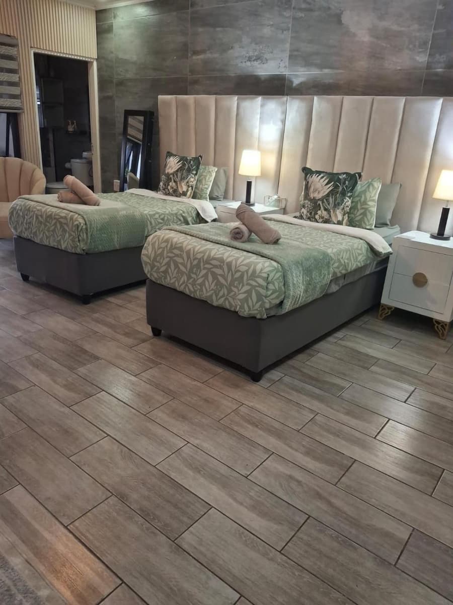 Bosveld In Die Stad Lodge