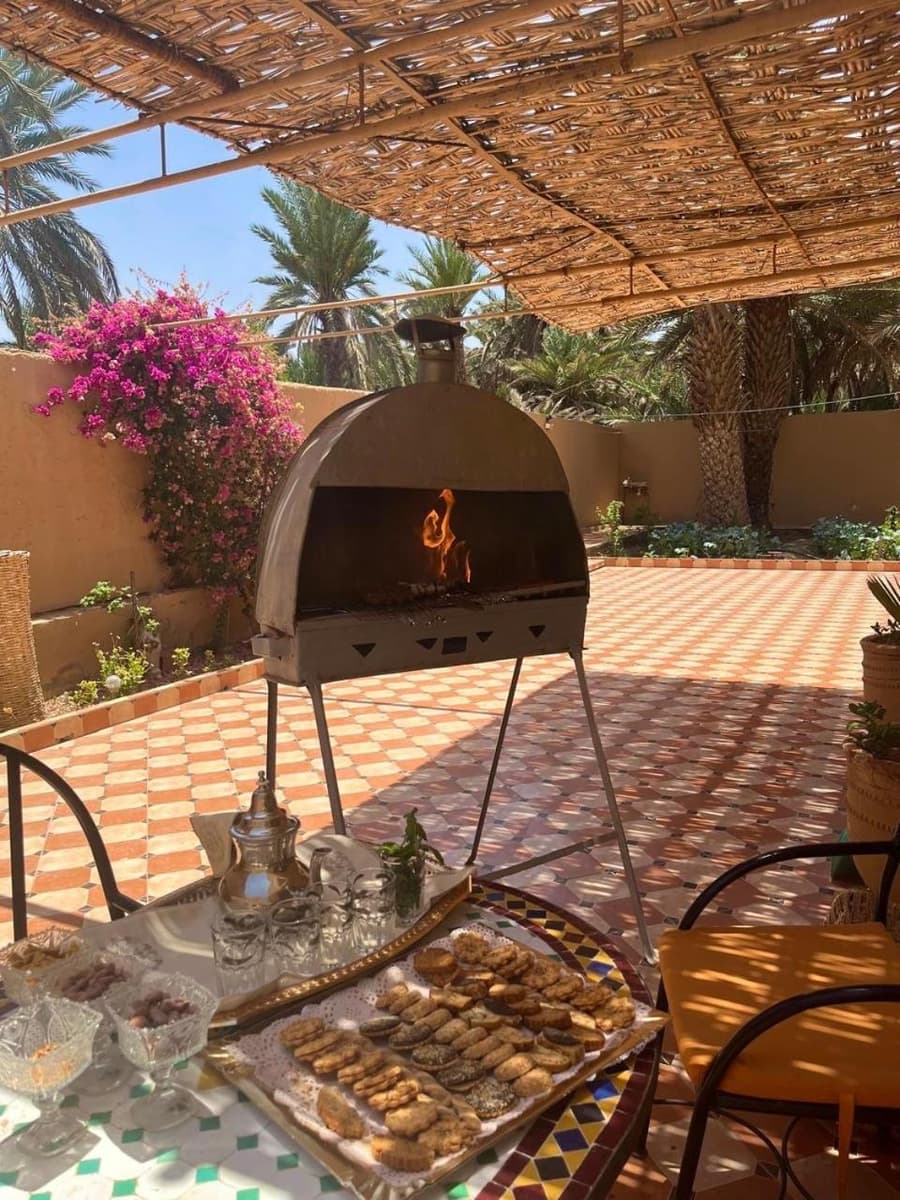 Villa Palm Desert- your Private Stay with AC, Fast WiFi & Parking