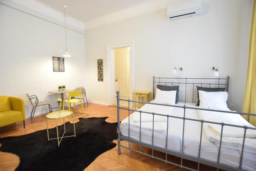 Standard Apartment by Hi5 - Chainbridge