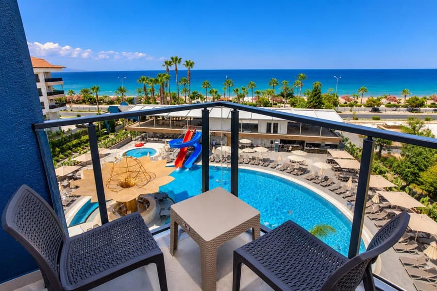 World Star Beach Resort & Spa