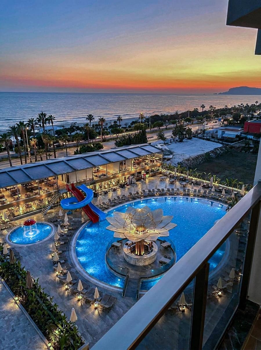 World Star Beach Resort & Spa