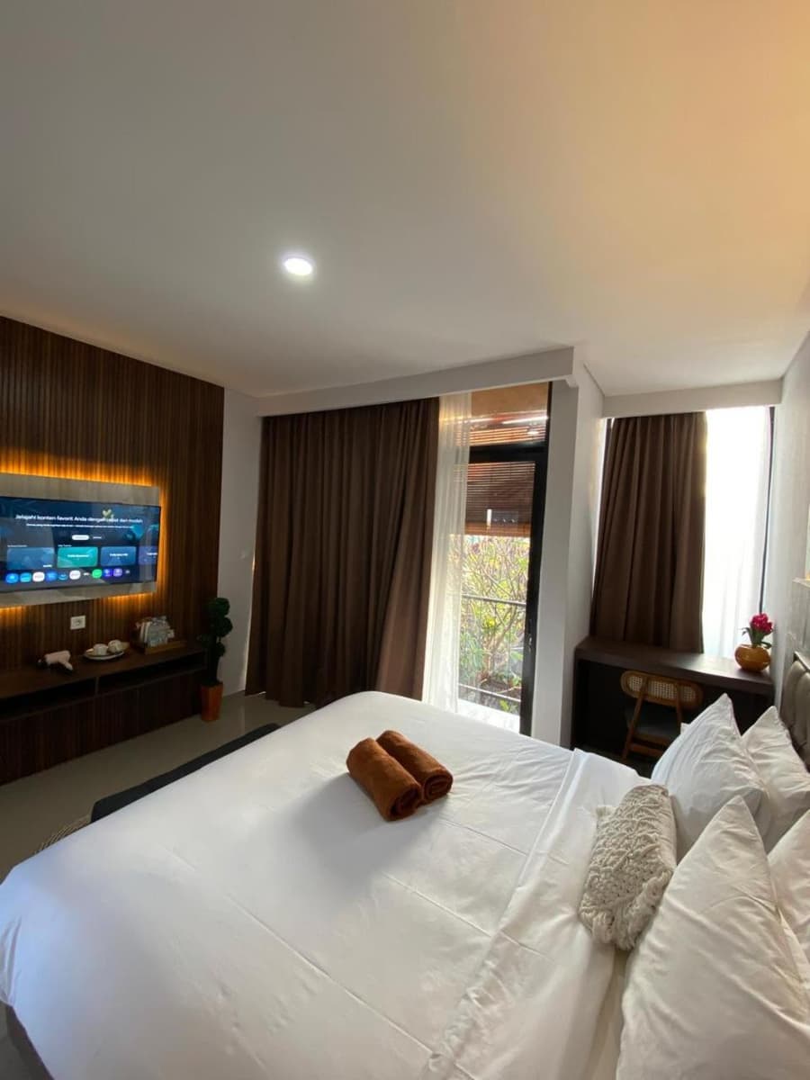 Queens Villa