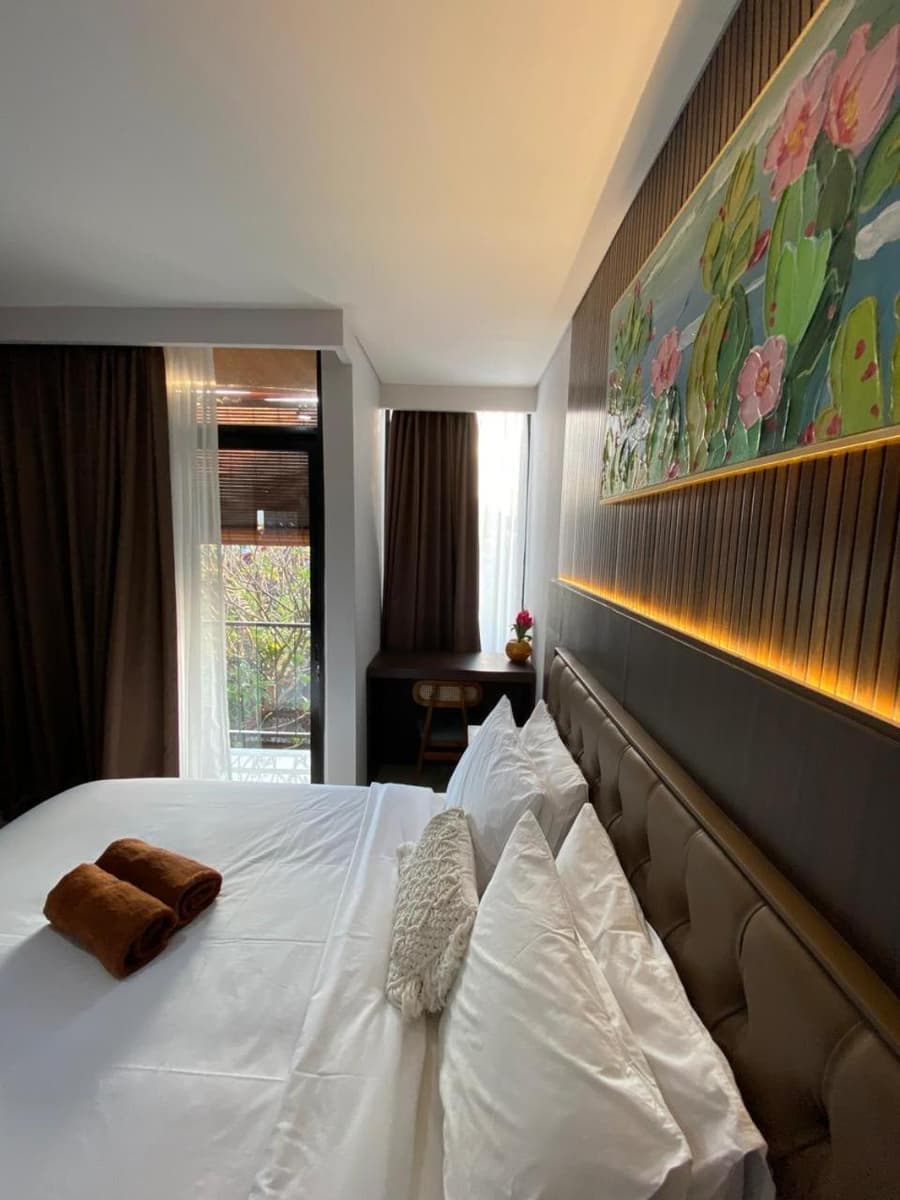 Queens Villa