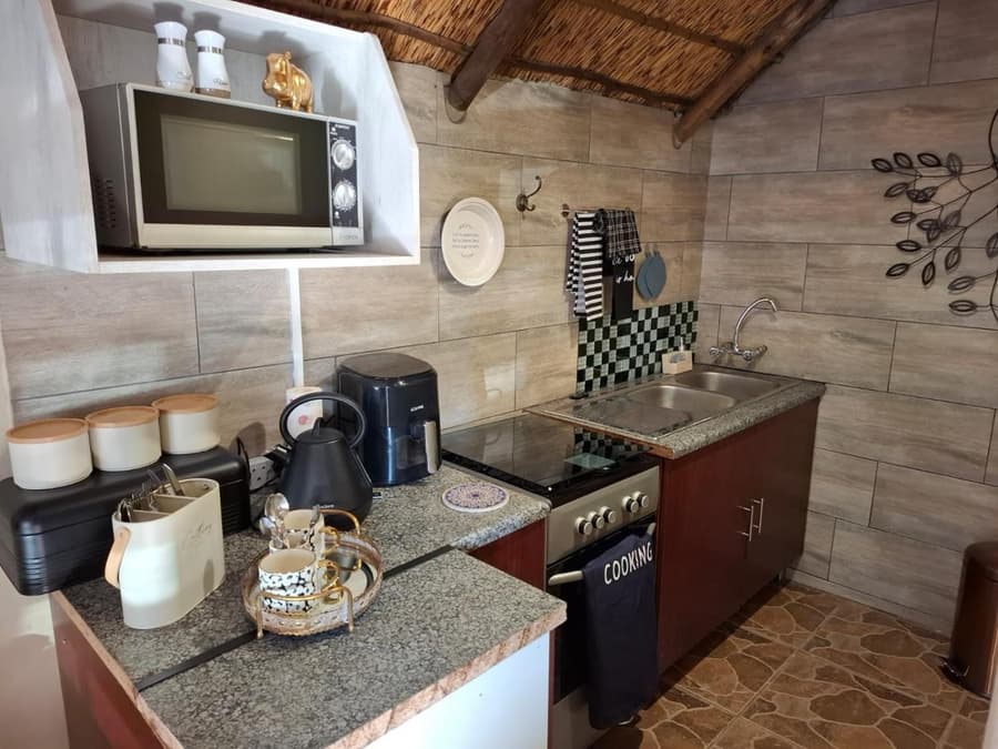 Bosveld In Die Stad Lodge
