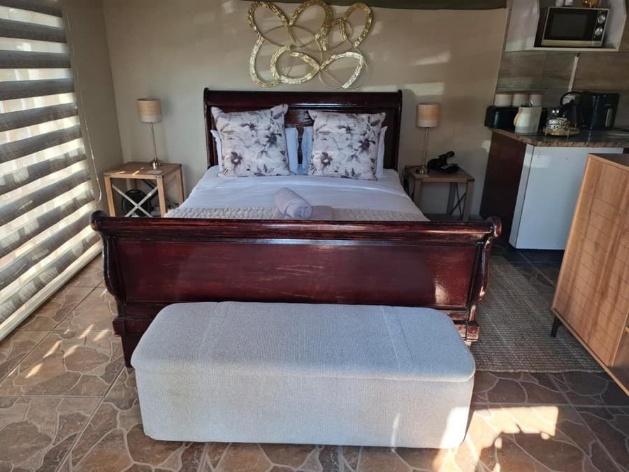 Bosveld In Die Stad Lodge