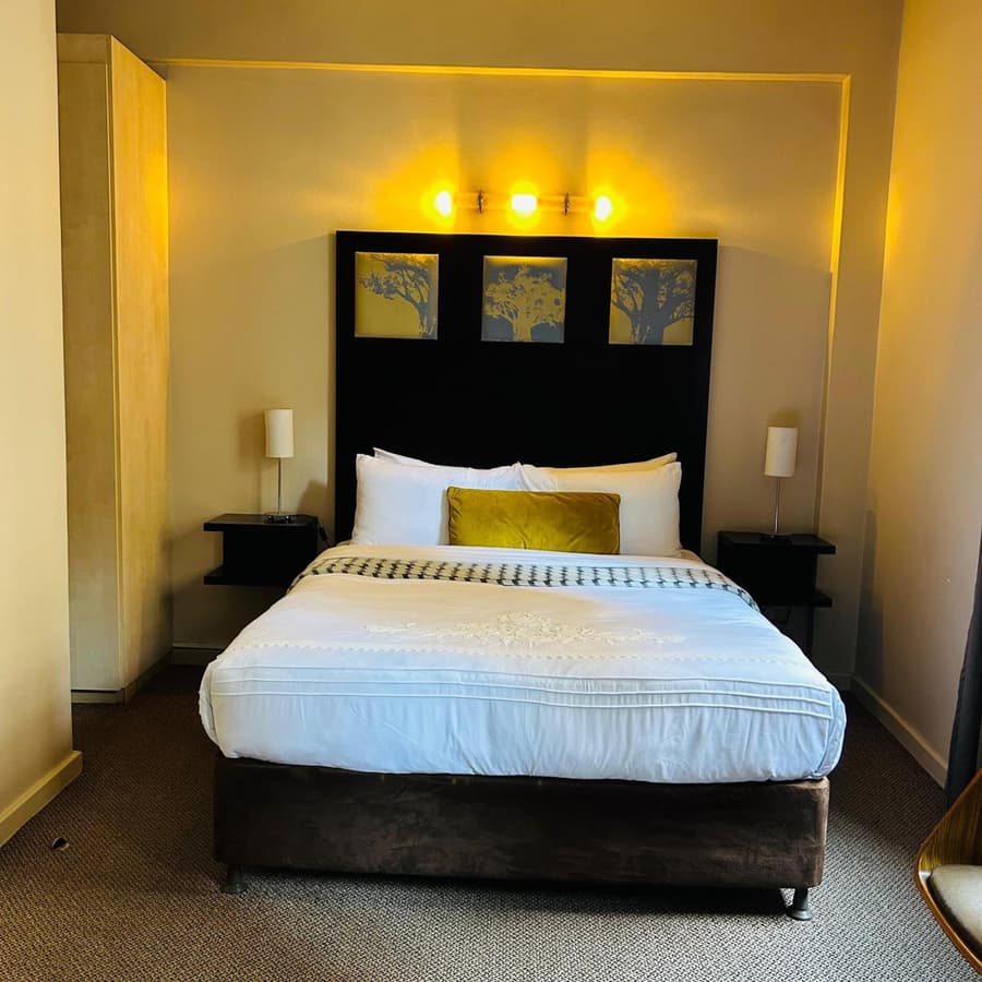 Native Suites 411