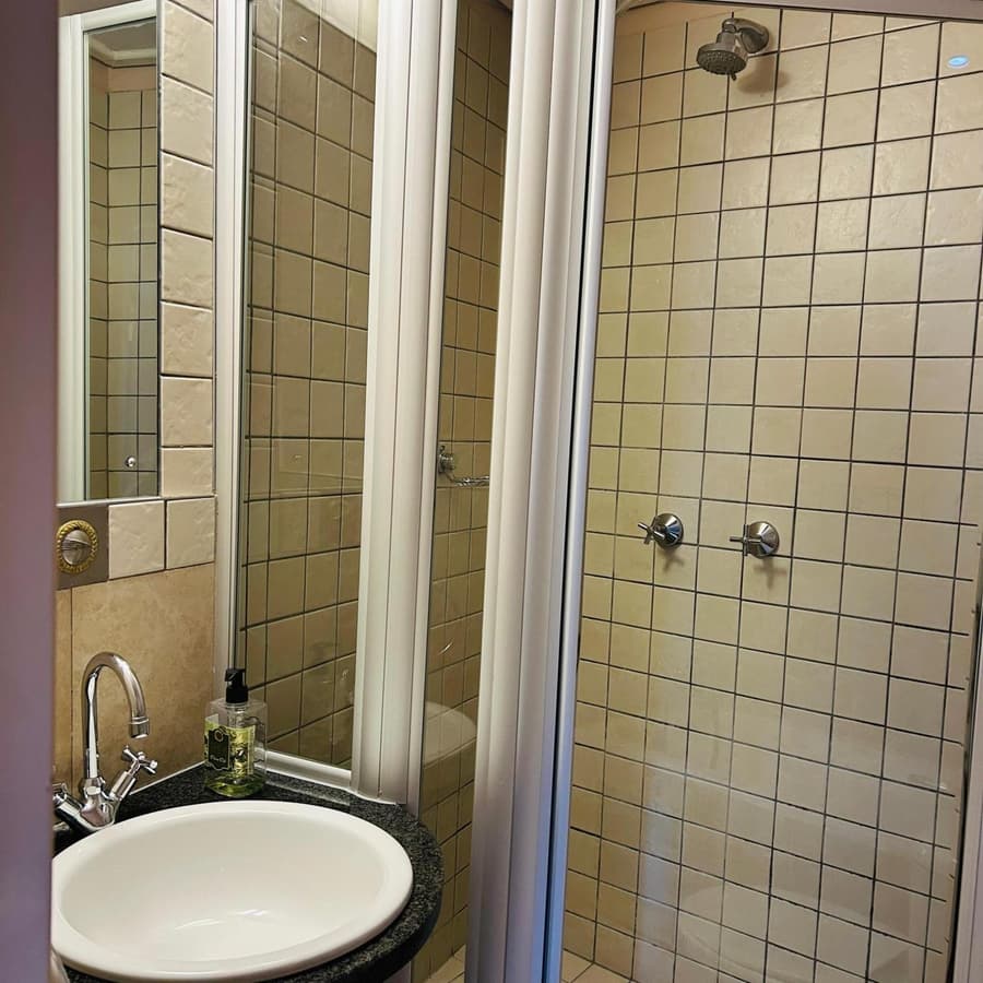 Native Suites 411