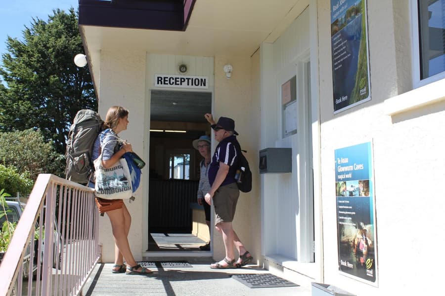 Te Anau Lakefront Backpackers