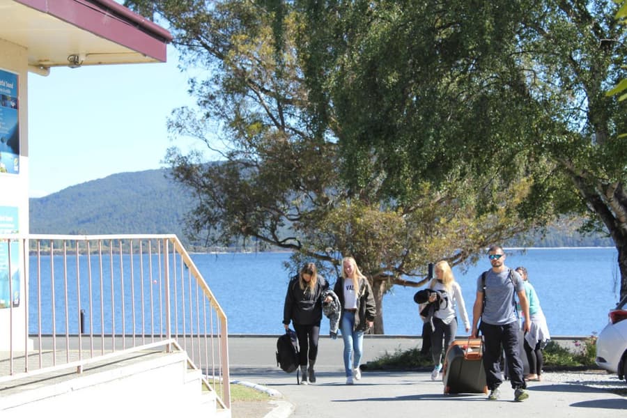 Te Anau Lakefront Backpackers