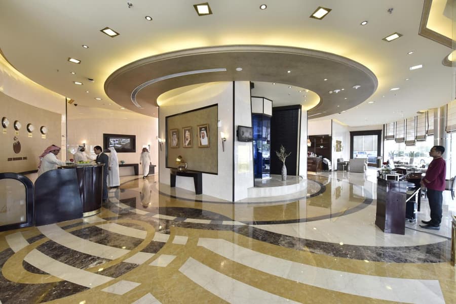 Awaliv Hotel