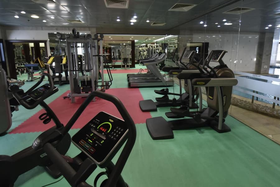 Awaliv Hotel