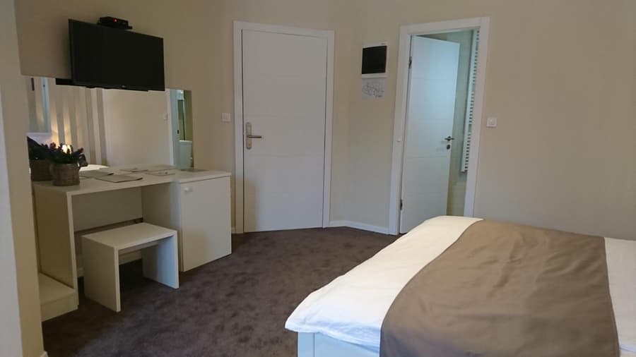 B&B Schlosser