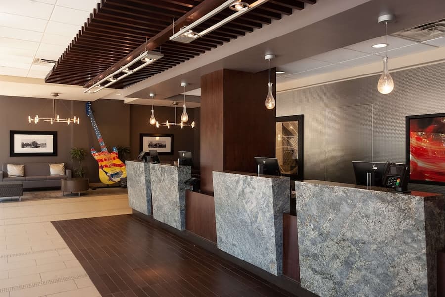 DoubleTree by Hilton Cleveland Downtown Lakeside