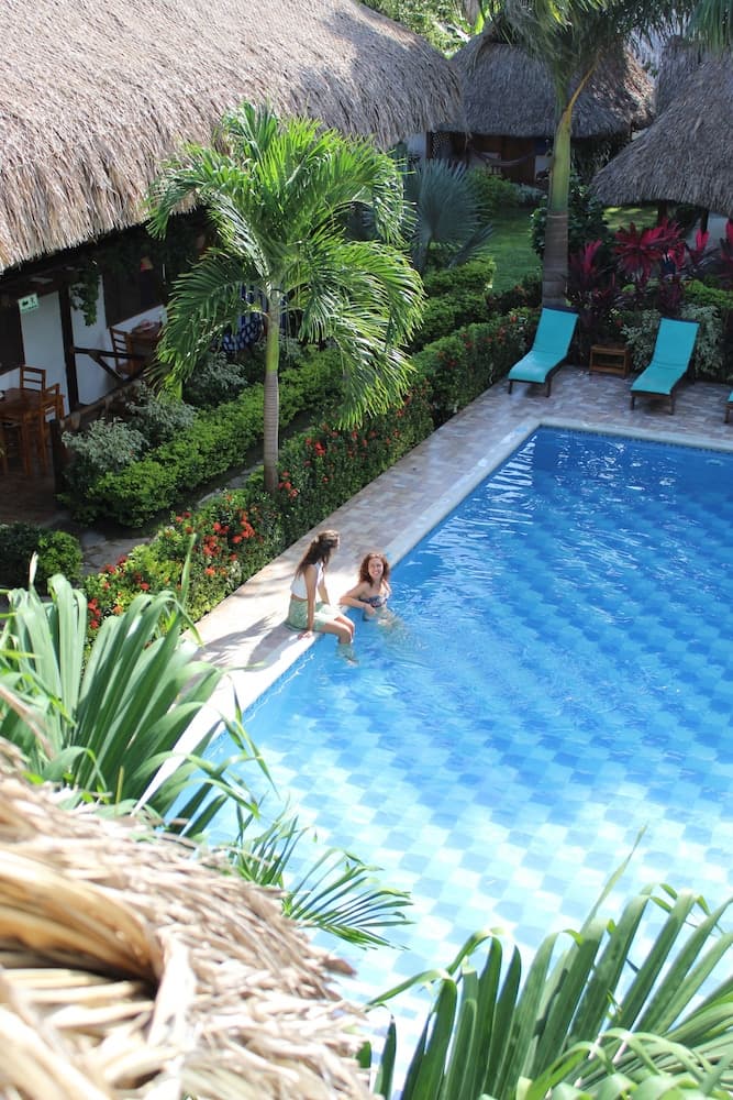Primaluna Beach Hostel