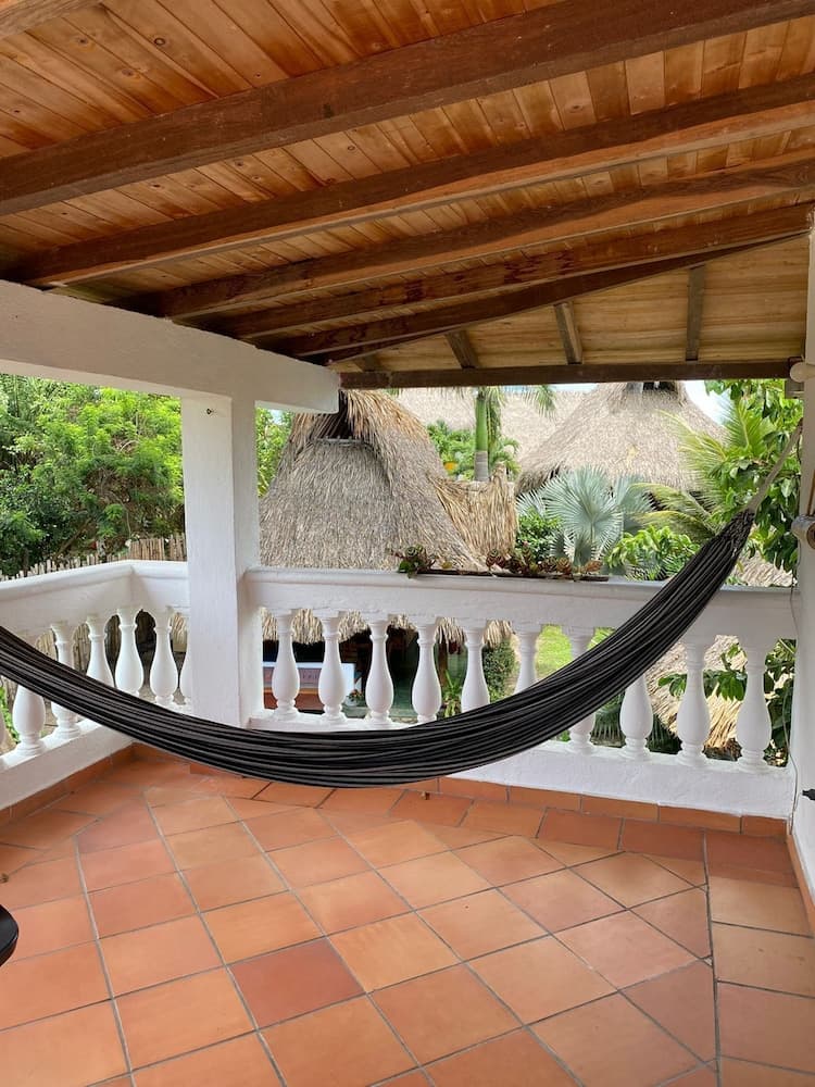 Primaluna Beach Hostel
