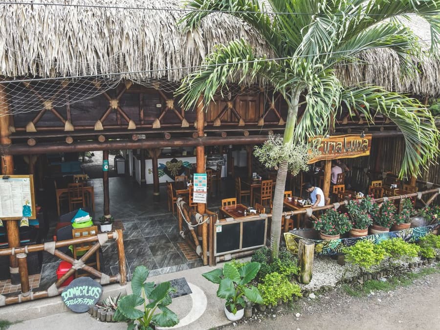 Primaluna Beach Hostel
