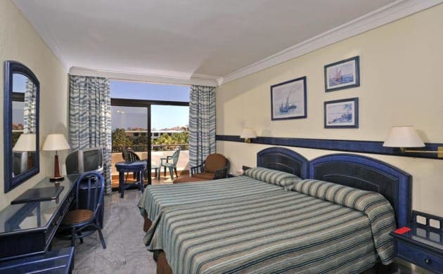 Hotel Palmeras