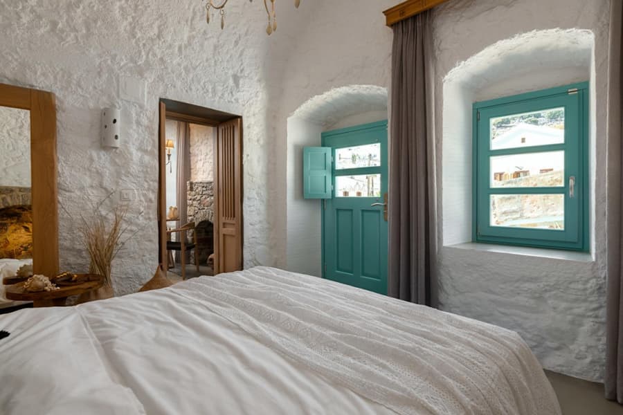 Kaminos Boutique Hotel