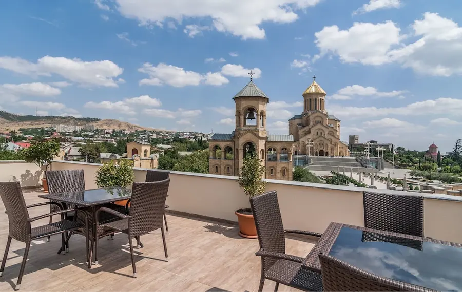 Liva Hotel